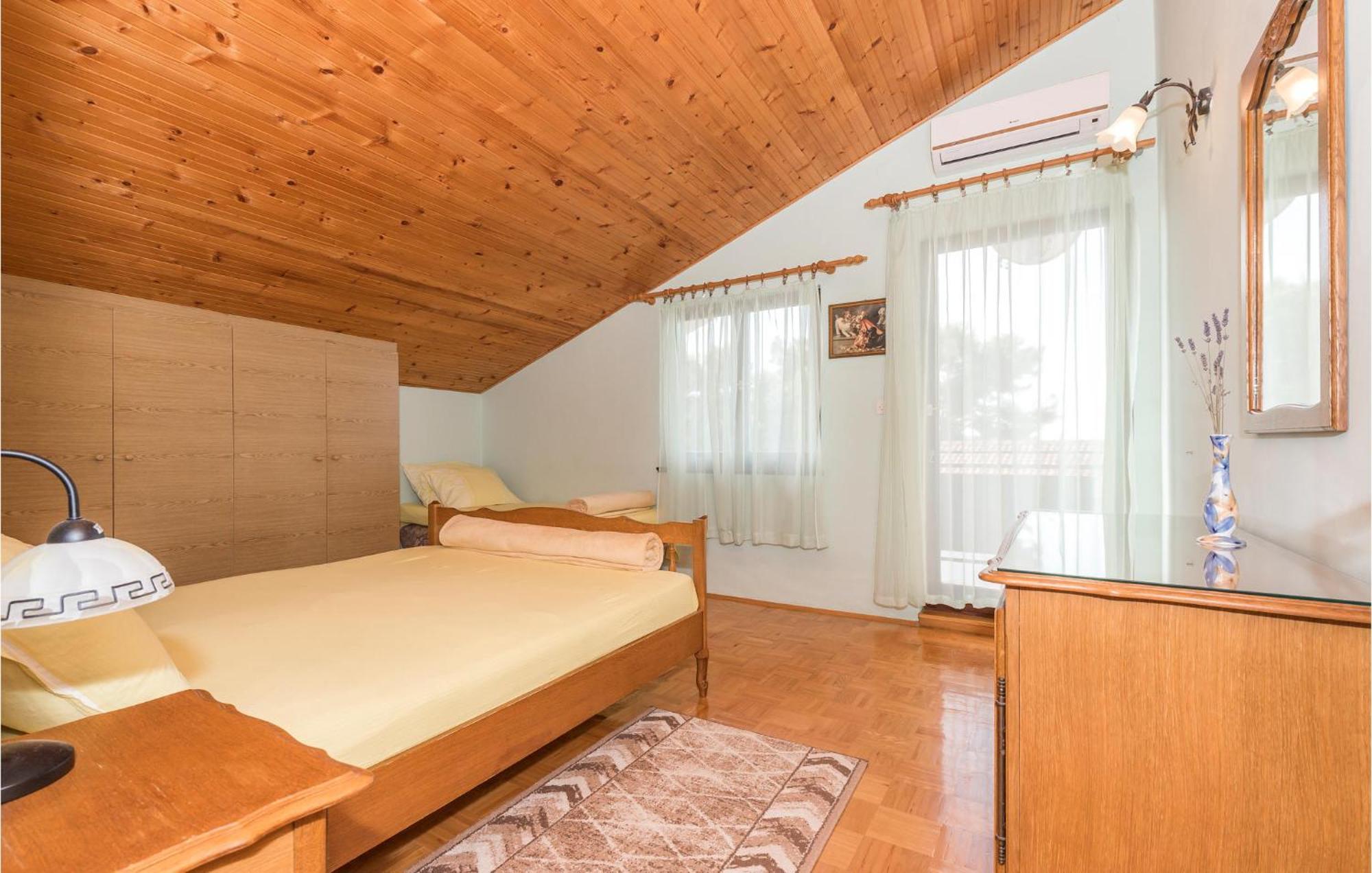 Awesome Apartment In Jadrija With Wifi エクステリア 写真