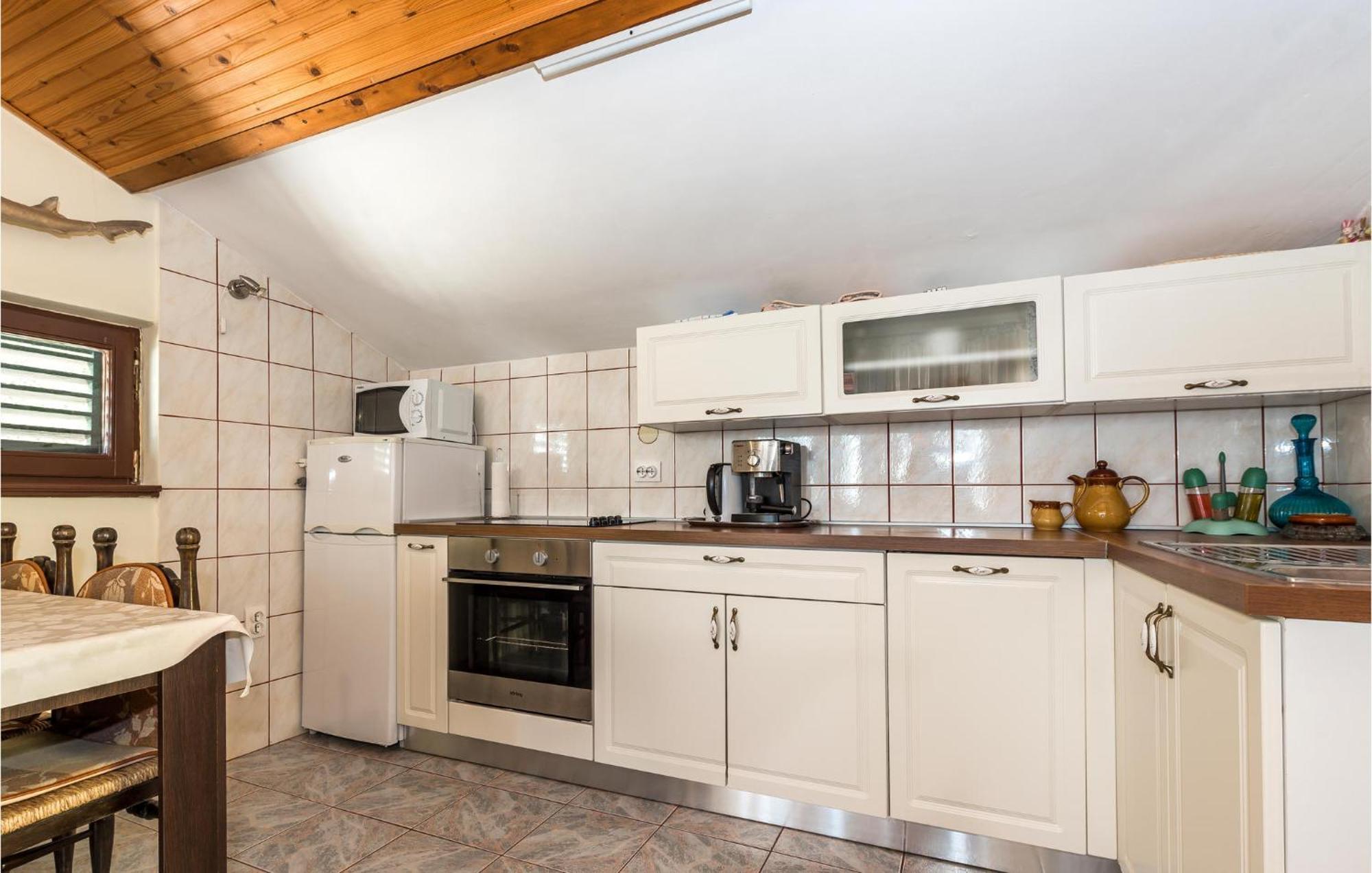 Awesome Apartment In Jadrija With Wifi エクステリア 写真